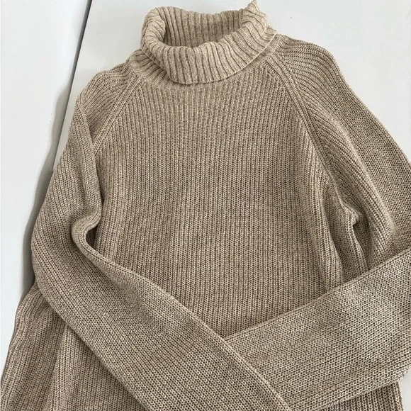 Urban Outfitters Sweater Mens L Beige Turtleneck Quiet Luxury Cottagecore Preppy - Picture 11 of 14